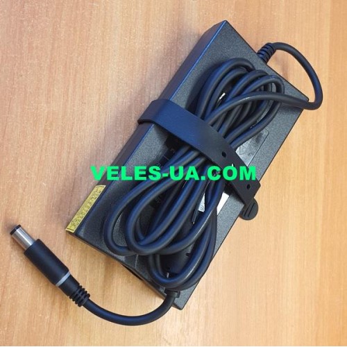 БЖ до ноутбуку 19,5V 6.7A DELL 130W, штекер d7.4/5.0+1pin (артикул: 07-0409.) БЖ до ноутбуку 19,5V 6.7A DELL 130W, штекер d7.4/5.0+1pin (артикул: 07-0409.)